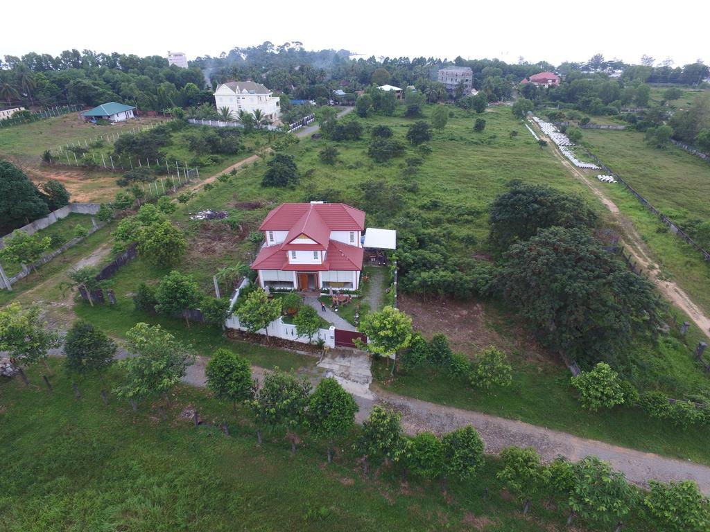 Swiss Villa Sihanoukville Zimmer foto